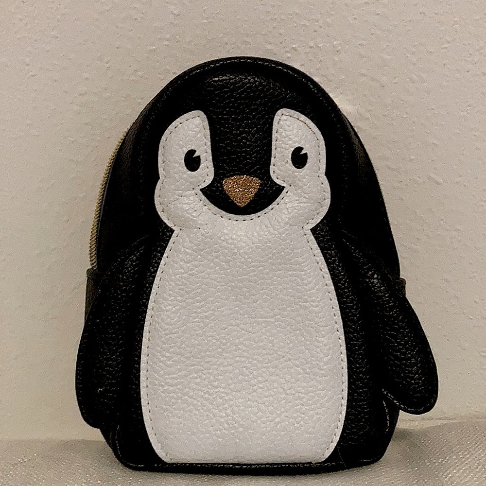 Gold zipper leather good for kids no removable parts